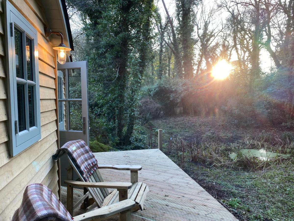Chez Maurice Luxury Shepherds Hut With Bath And Hot Tub Kelling Kültér fotó